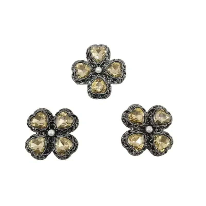 Clover Penbead - Image 54