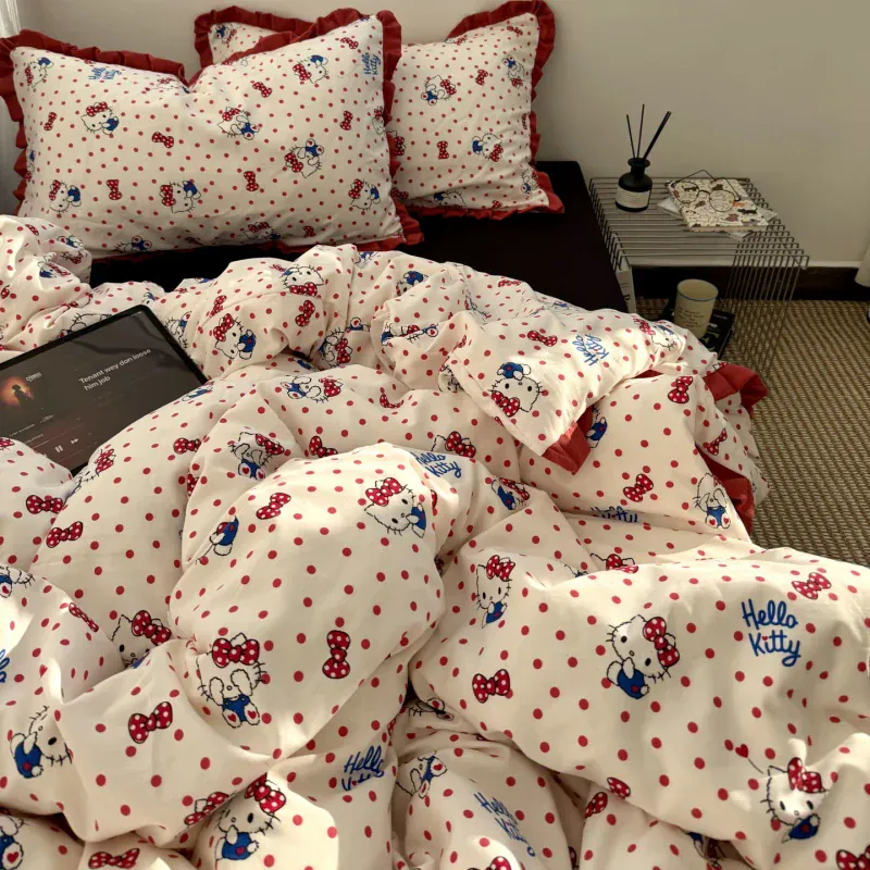 Kitty Flower Edge 4-piece Cotton Bedding Set - Image 13
