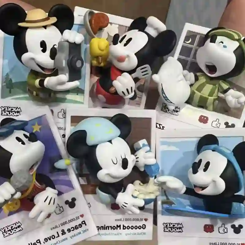 Mickey  Blindbox - Image 3