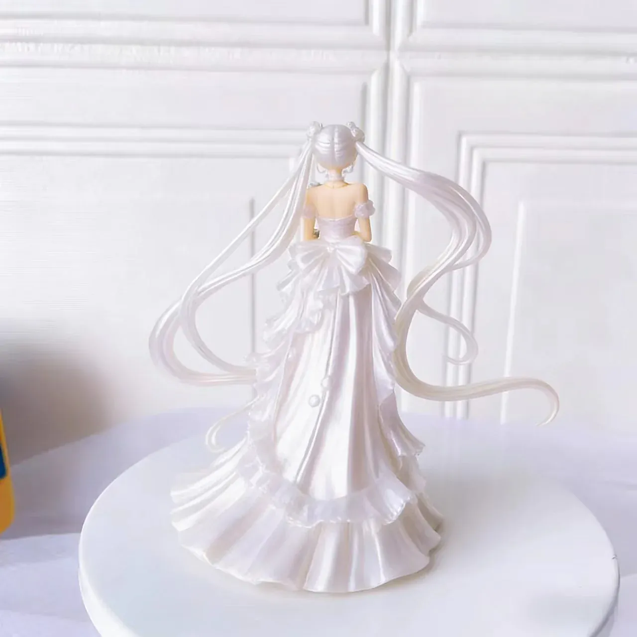 Moon Princess Serenity in White Gown - Image 5